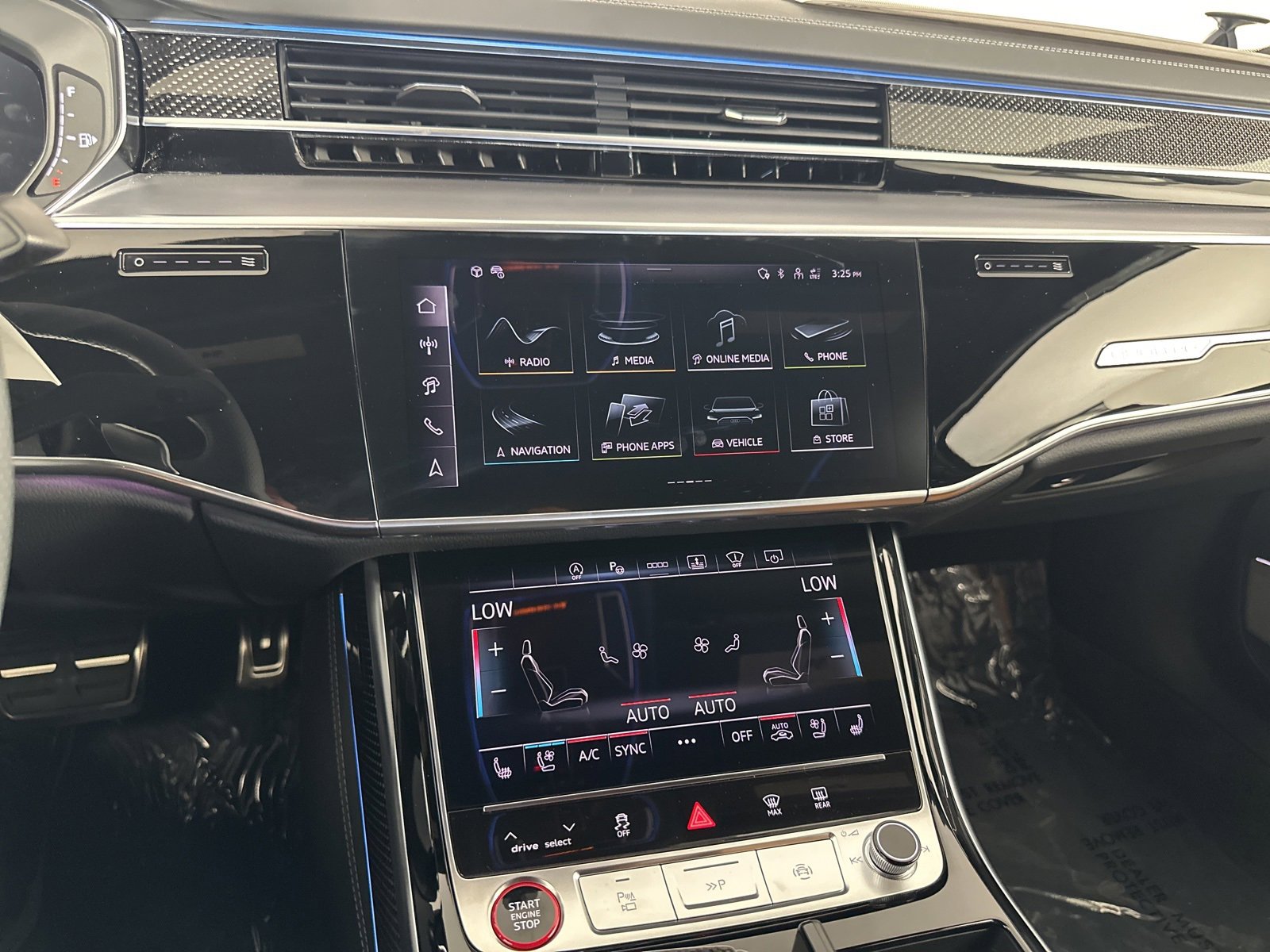 New 2025 Audi S8 image 18