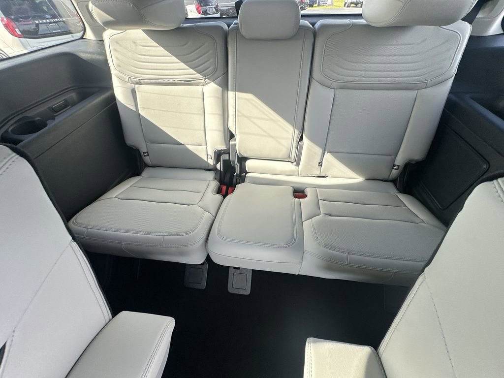 New 2026 Ford Expedition Platinum image 30
