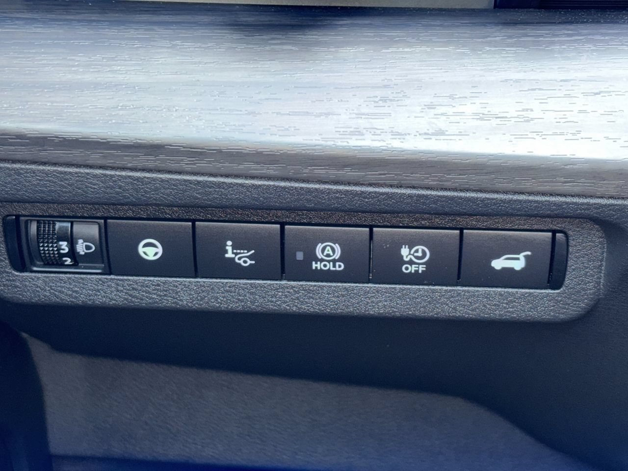 Certified 2024 Nissan Ariya AWD image 21