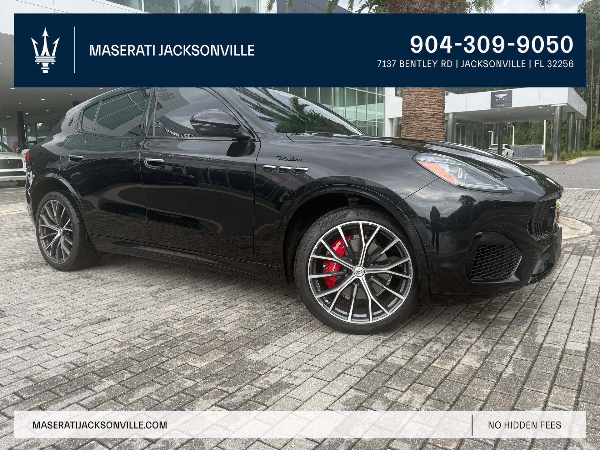 Used 2023 Maserati Grecale Modena AWD/4WD image 1
