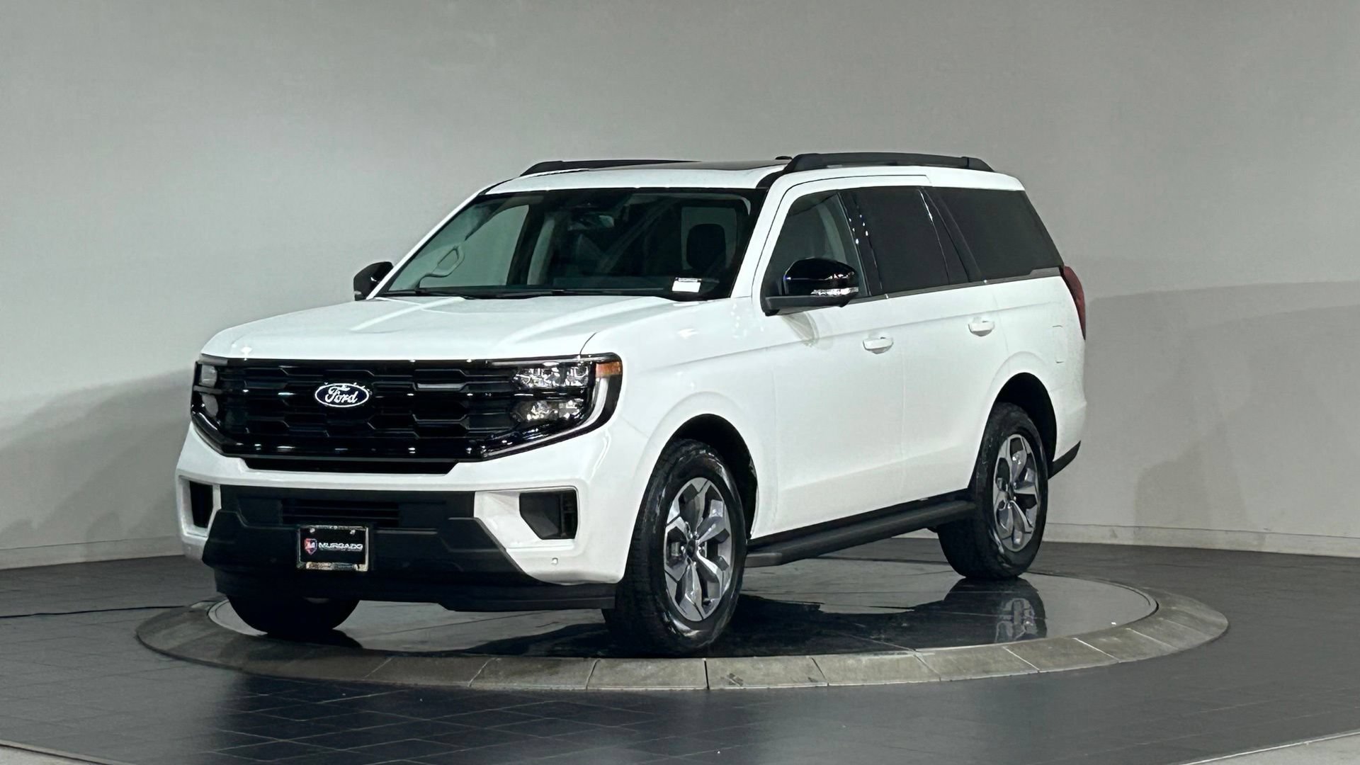 New 2027 Ford Expedition Active AWD/4WD image 5