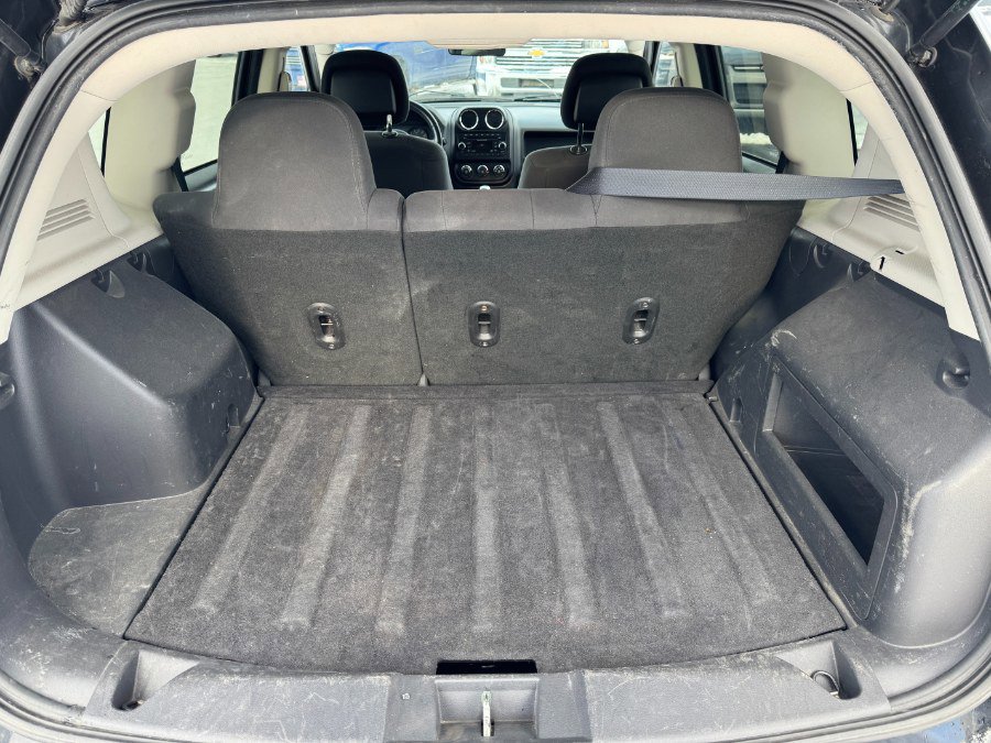 Used 2012 Jeep Compass Sport image 17