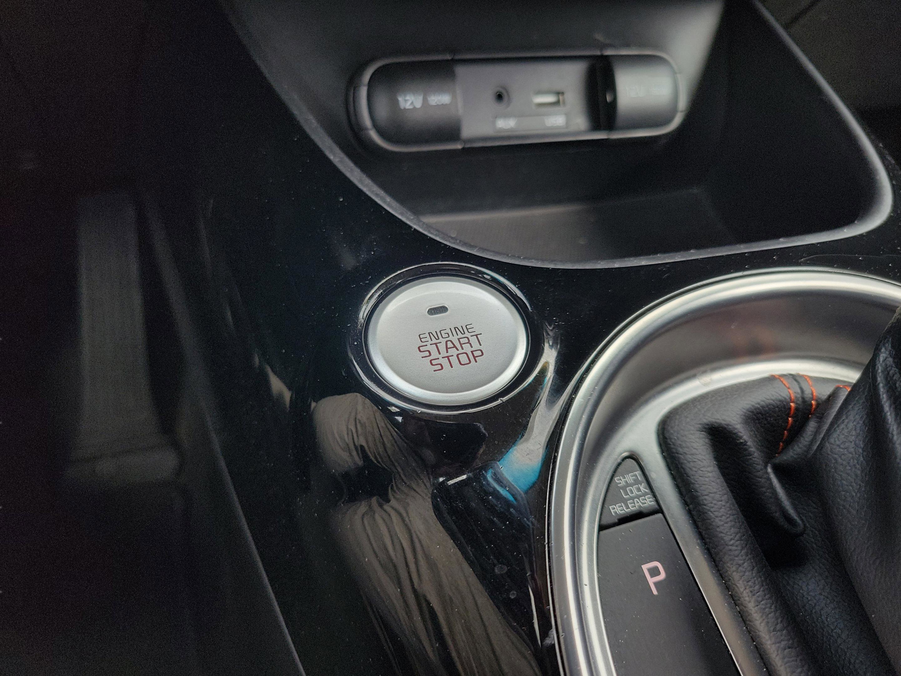 Used 2018 Kia Soul ! image 27