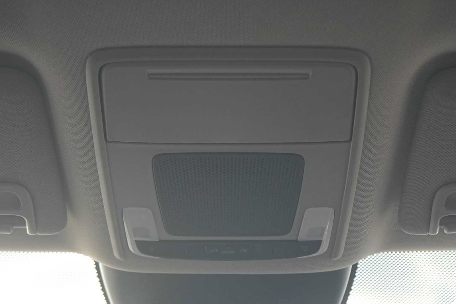 Used 2025 Honda Pilot EX-L image 24