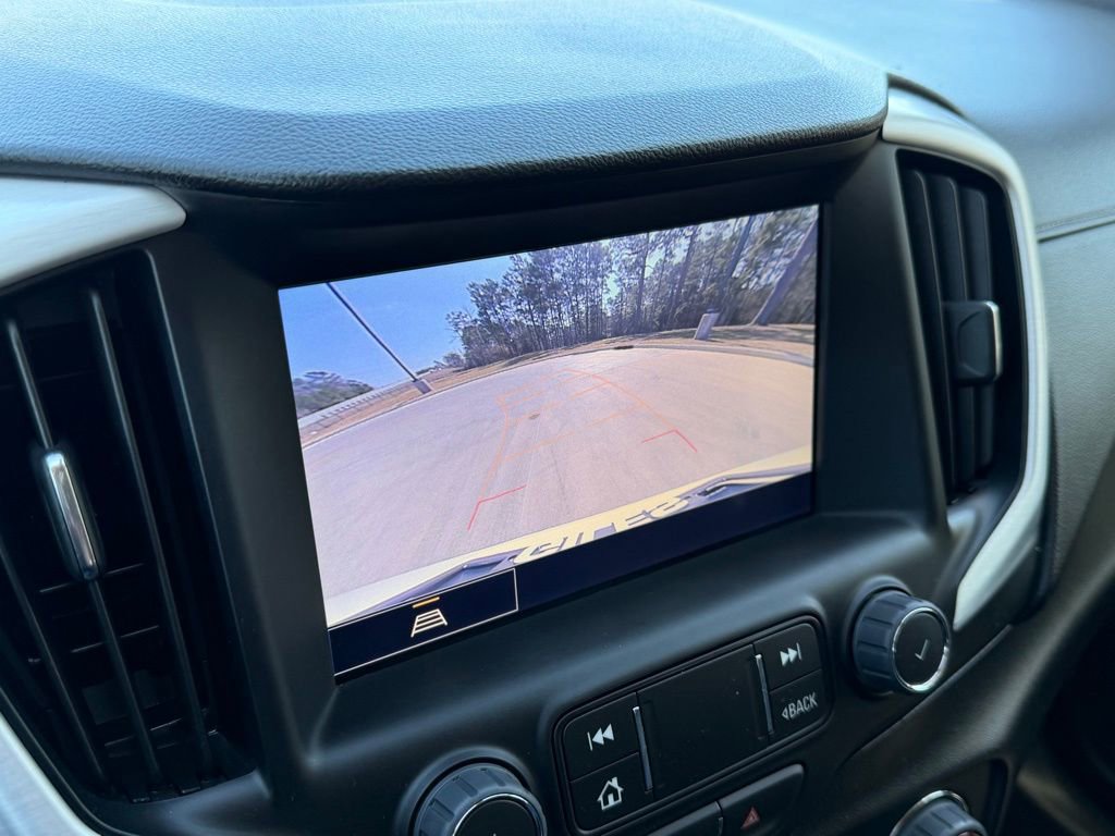 Used 2024 GMC Terrain SLT image 20