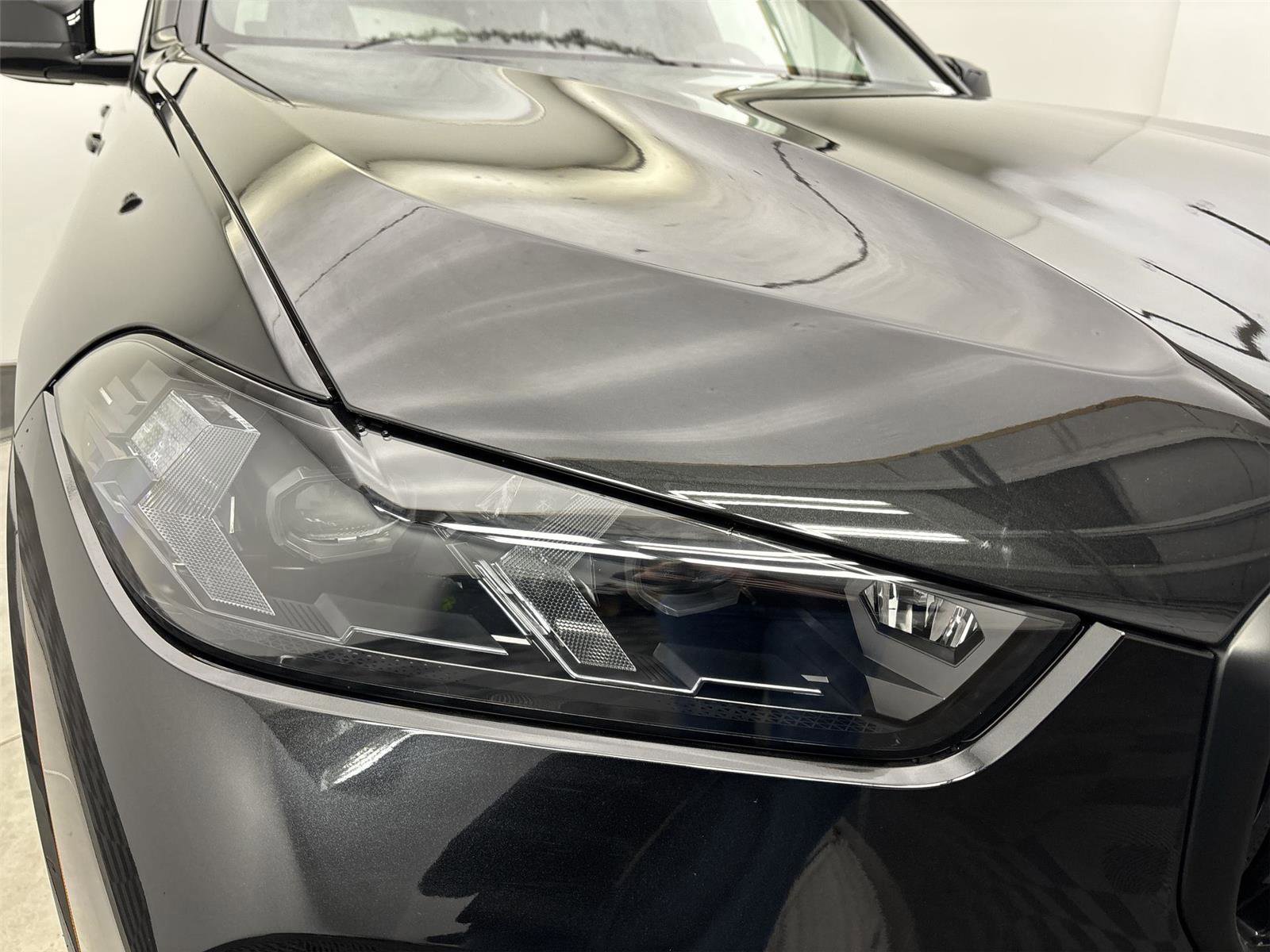 New 2026 BMW X5 M60i image 18