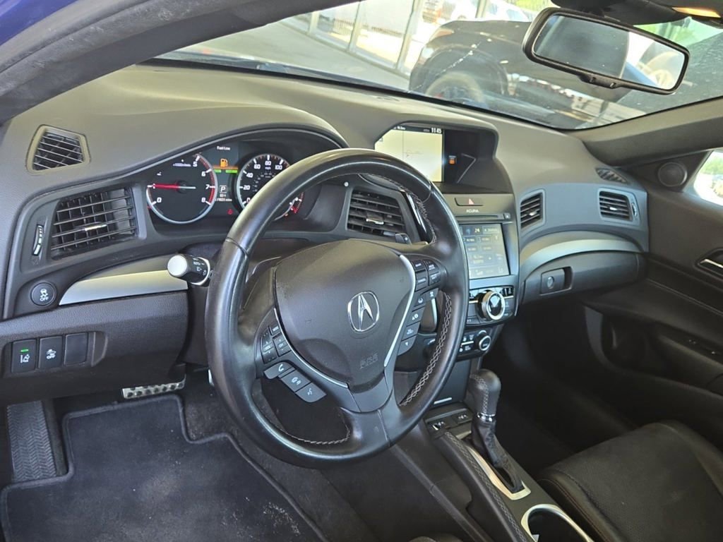 Used 2017 Acura ILX FWD image 6