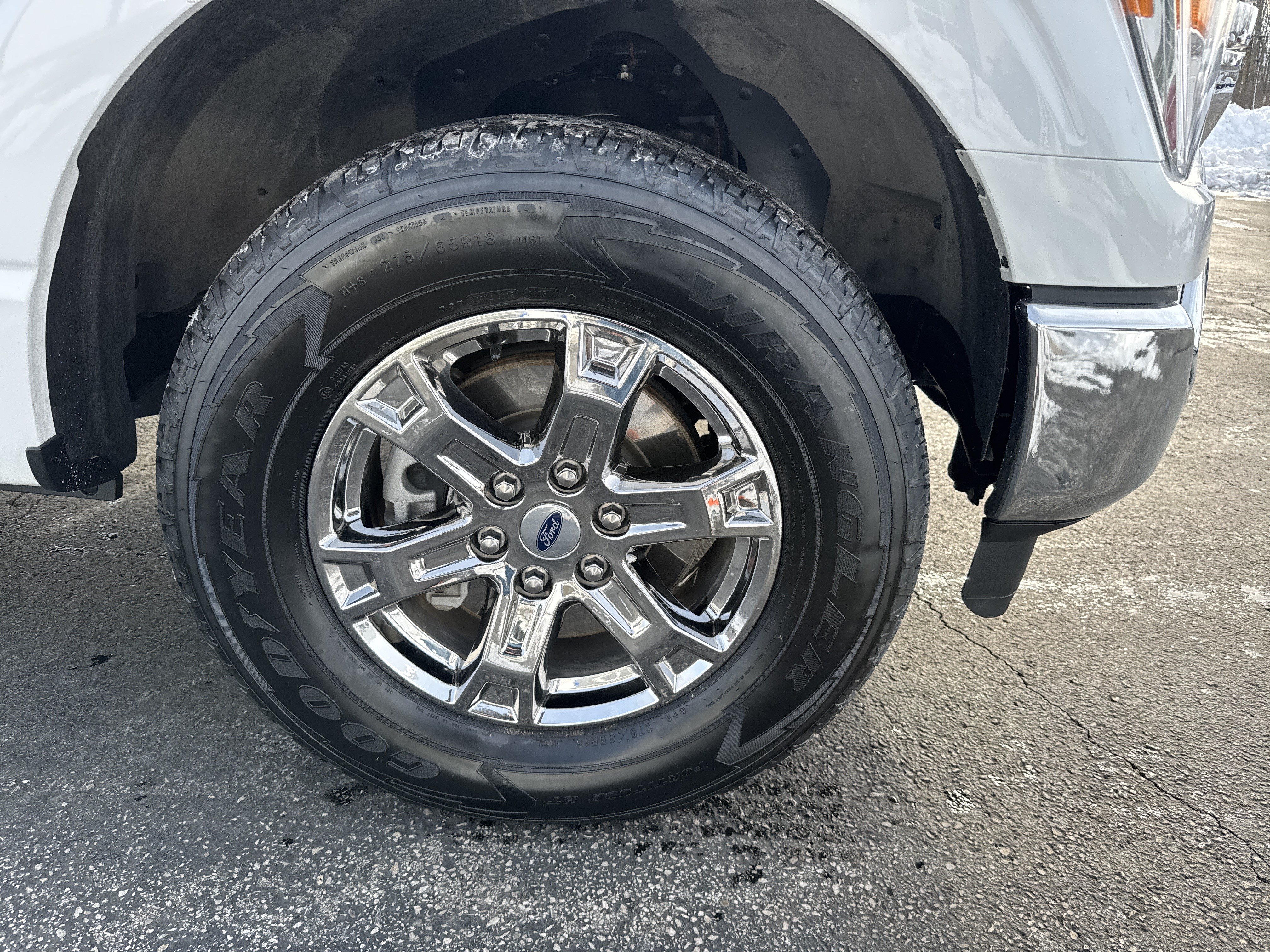 Used 2023 Ford F150 XLT w/ XTR Package AWD/4WD image 6