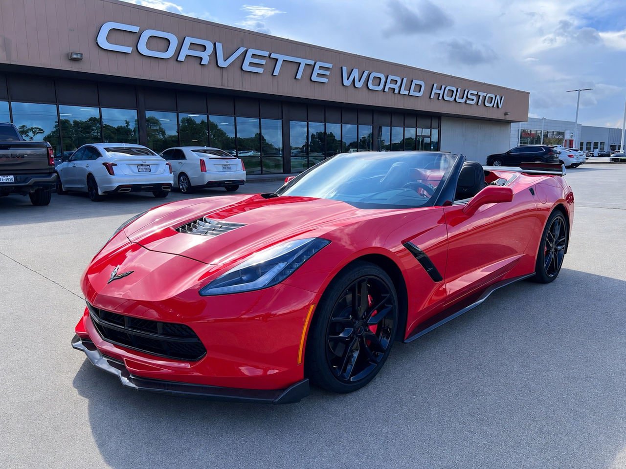 Used 2015 Chevrolet Corvette Stingray Convertible w/ 2LT Preferred Equipment Group RWD video 1