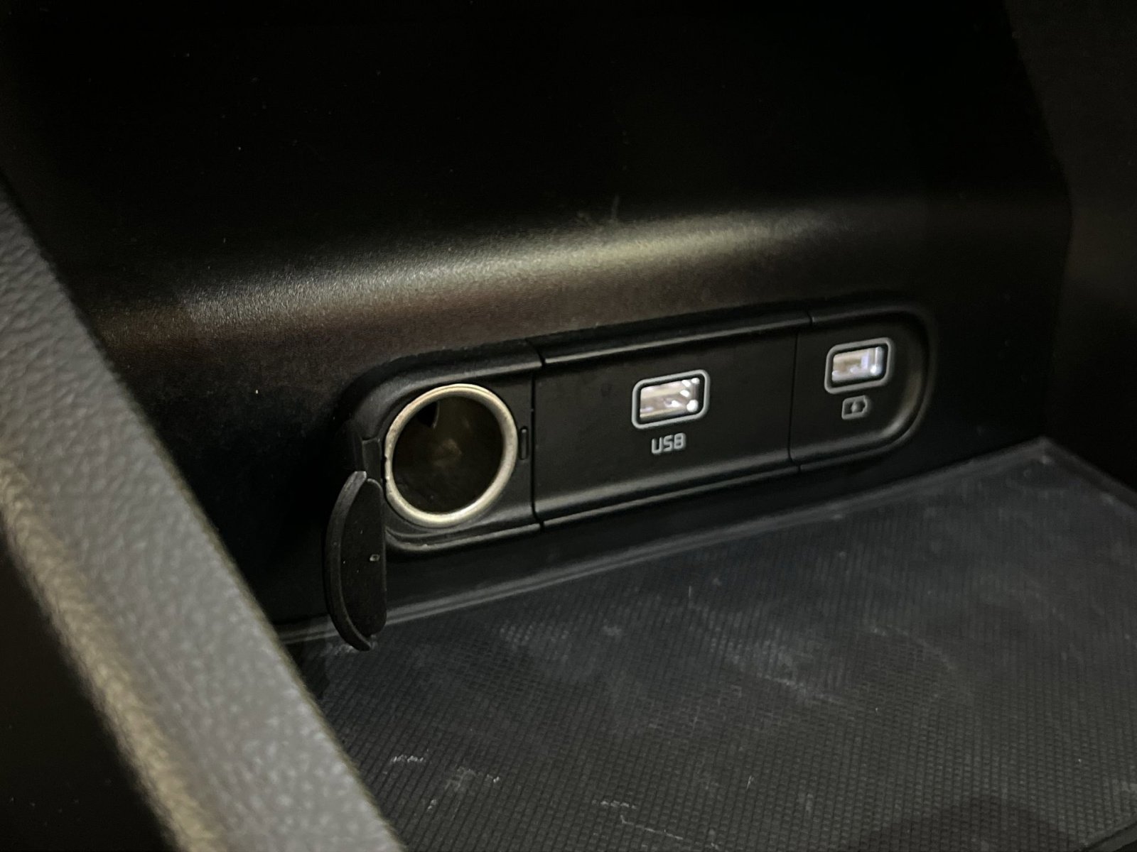 Used 2023 Kia K5 GT-Line image 33