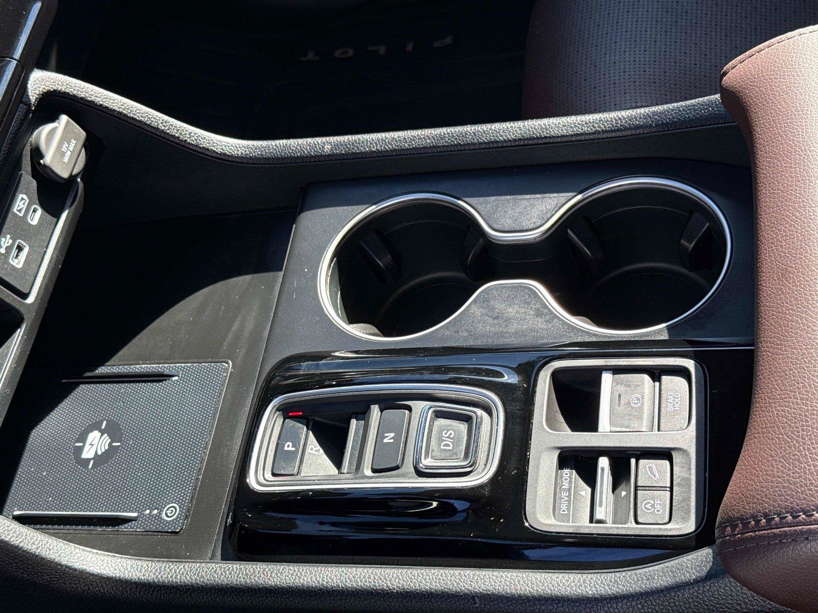 Certified 2024 Honda Pilot Elite image 29