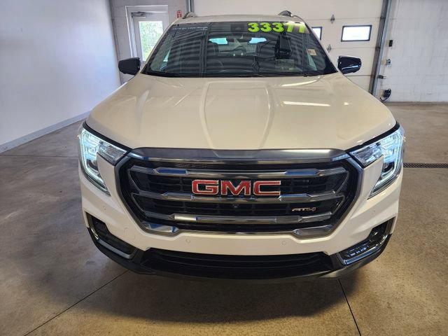 Certified 2024 GMC Terrain AT4 w/ Tech Package AWD/4WD image 7