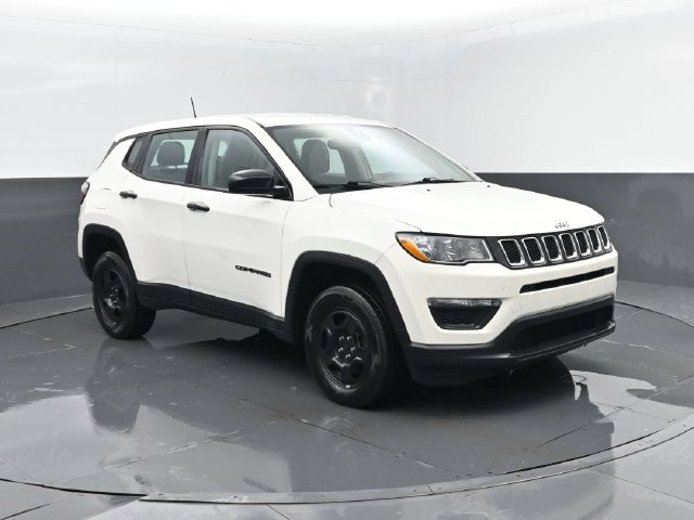 Used 2021 Jeep Compass Sport AWD/4WD image 3