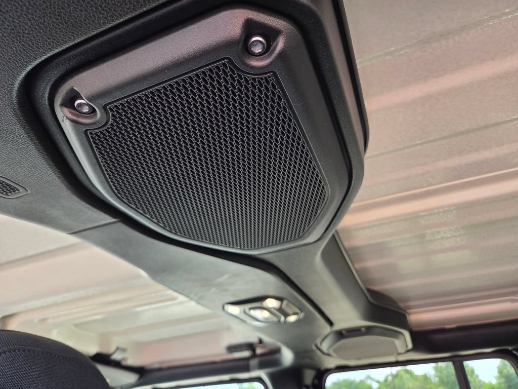 Used 2023 Jeep Wrangler Unlimited Sport AWD/4WD image 32