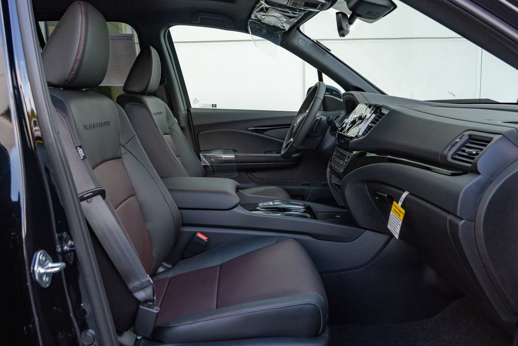 New 2026 Honda Ridgeline Black Edition image 16