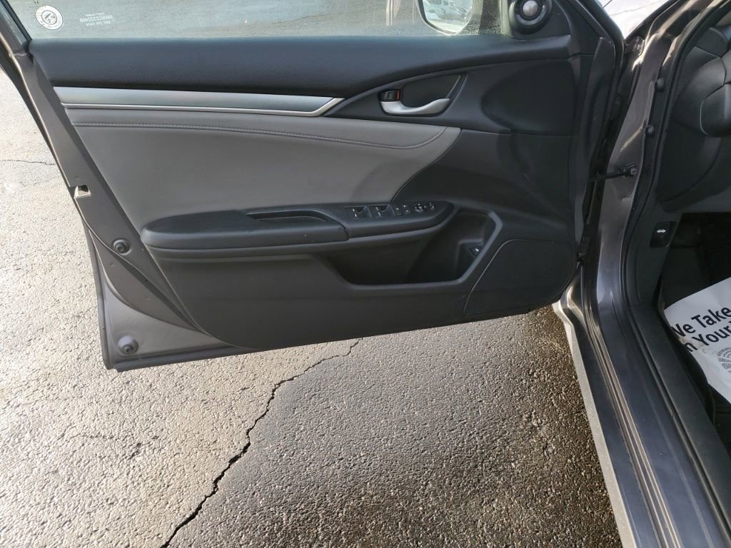 Used 2017 Honda Civic Touring image 12