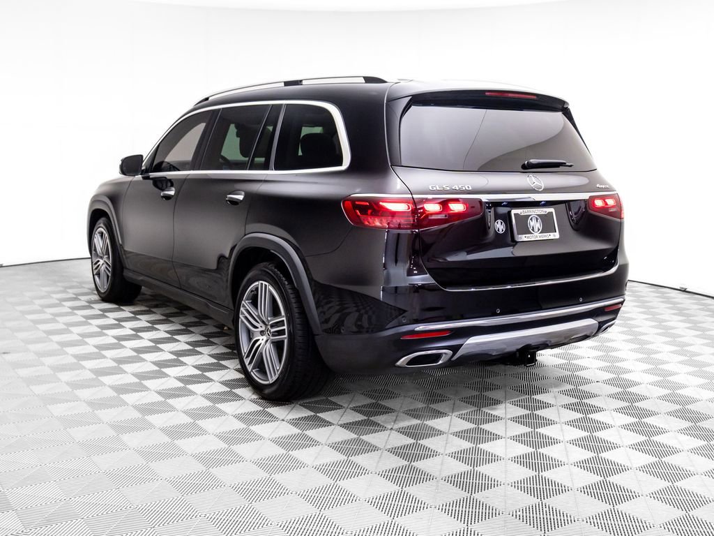 Used 2024 Mercedes-Benz GLS 450 4MATIC video 3