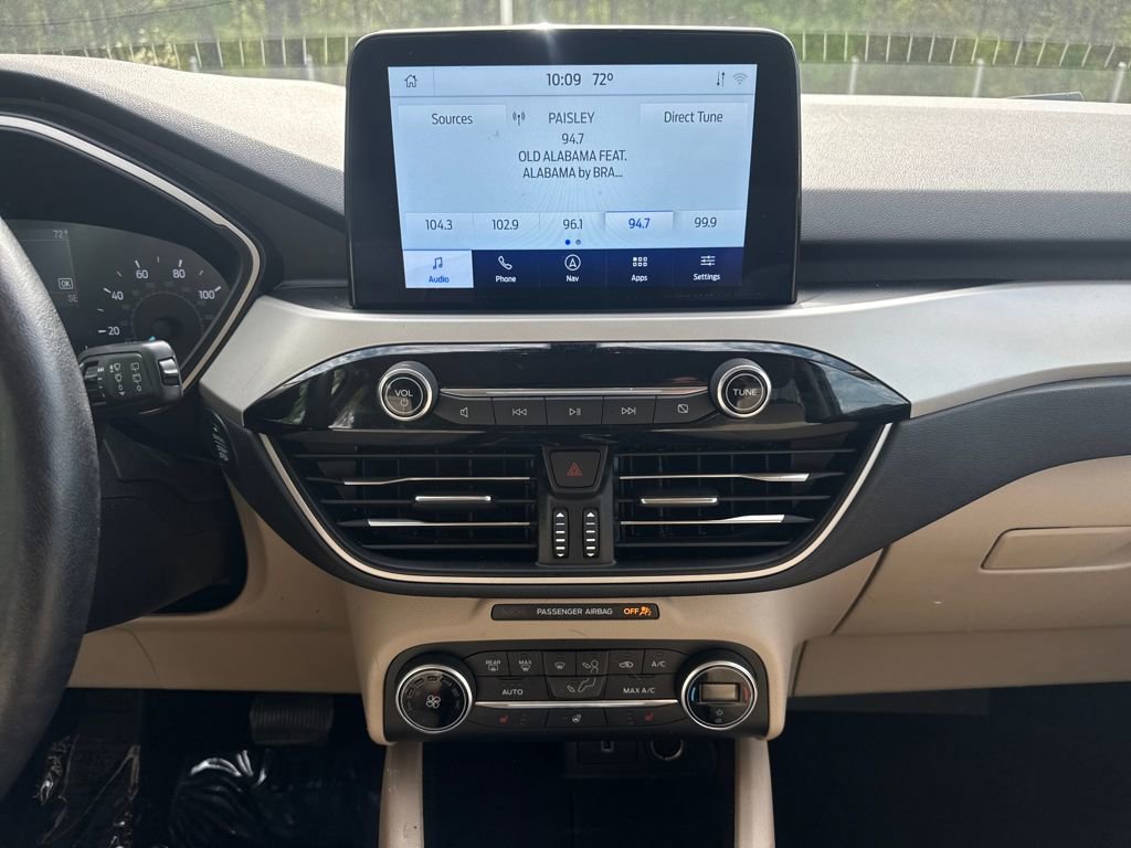 Used 2020 Ford Escape SEL image 17