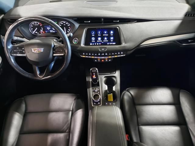 Used 2023 Cadillac XT4 Premium Luxury w/ Cold Weather Package AWD/4WD image 16