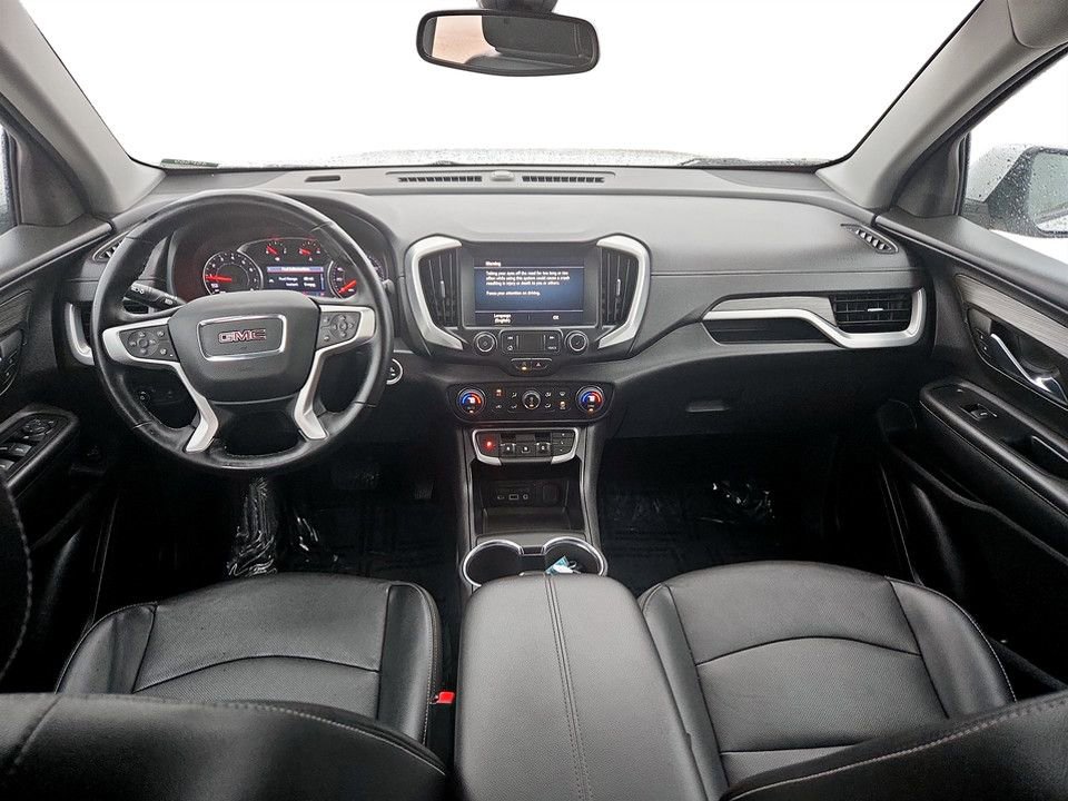 Used 2024 GMC Terrain SLT image 13