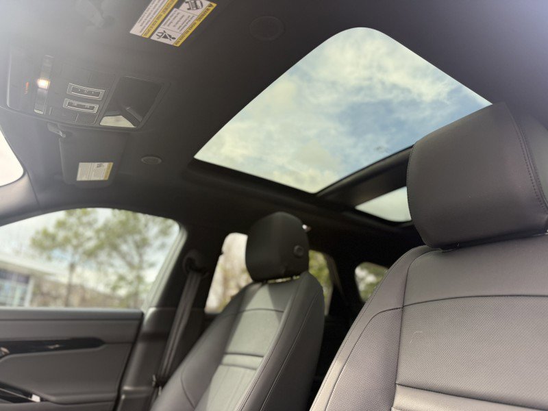 Used 2026 Land Rover Range Rover Evoque S image 15