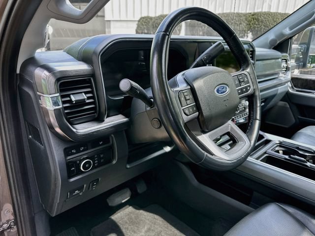 Used 2023 Ford F250 Lariat w/ FX4 Off-Road Package AWD/4WD image 11