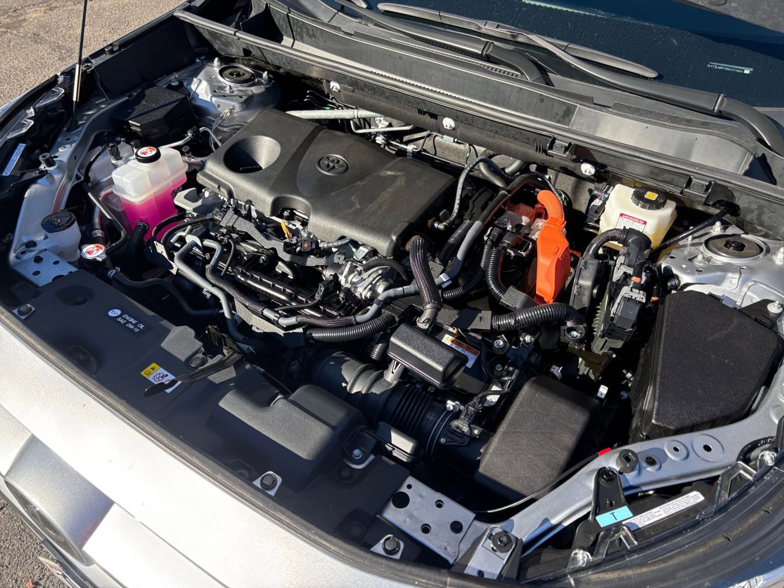 Used 2025 Toyota RAV4 LE image 28