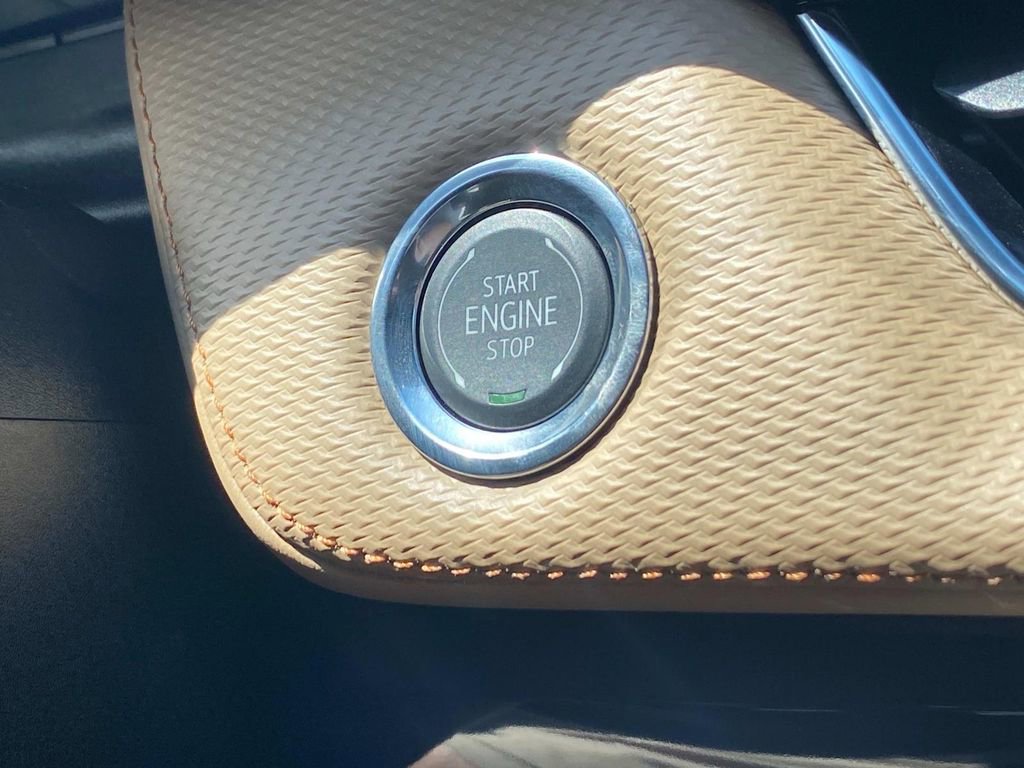 New 2026 Chevrolet Equinox ACTIV w/ Convenience Package III image 23