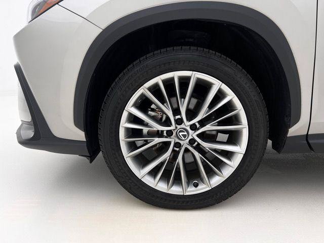 Certified 2025 Lexus NX 350 AWD w/ Premium Package image 29