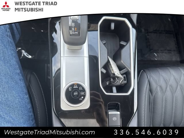 New 2026 Mitsubishi Outlander SEL FWD image 26