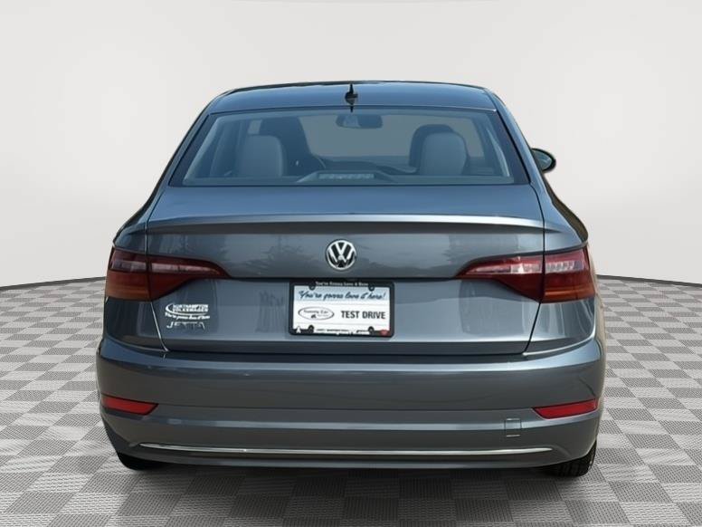 Used 2019 Volkswagen Jetta SE w/ Cold Weather Package FWD image 6