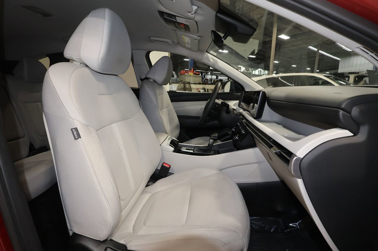 Used 2025 Hyundai Tucson SEL image 26
