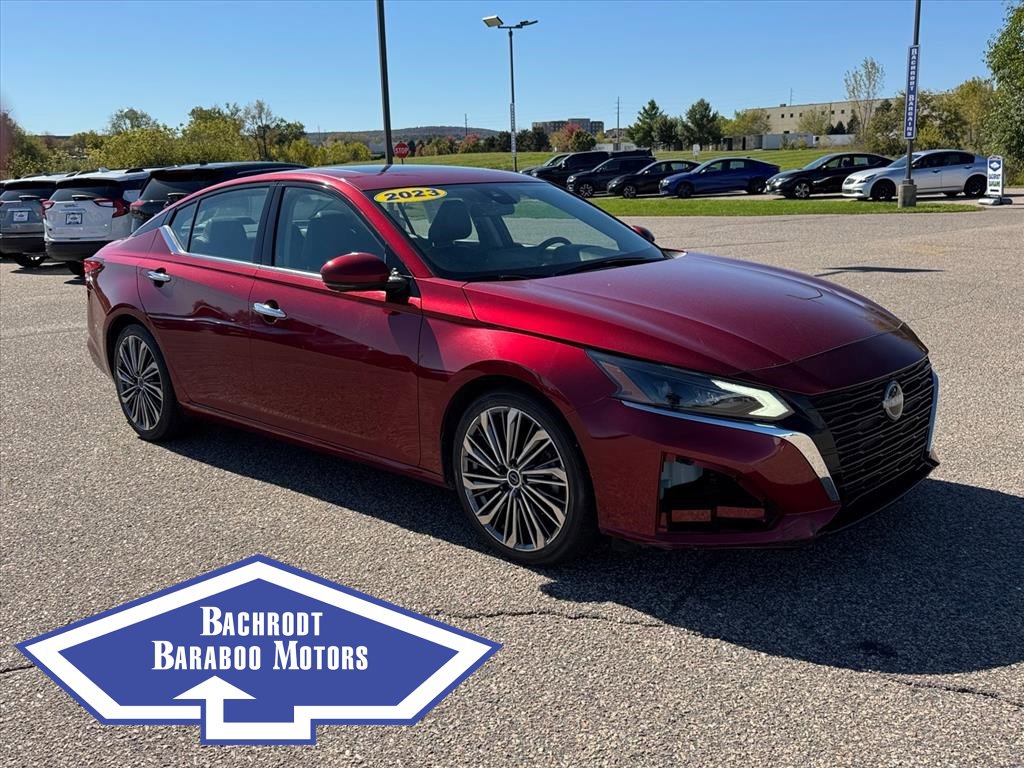 Used 2023 Nissan Altima 2.5 SL image 1