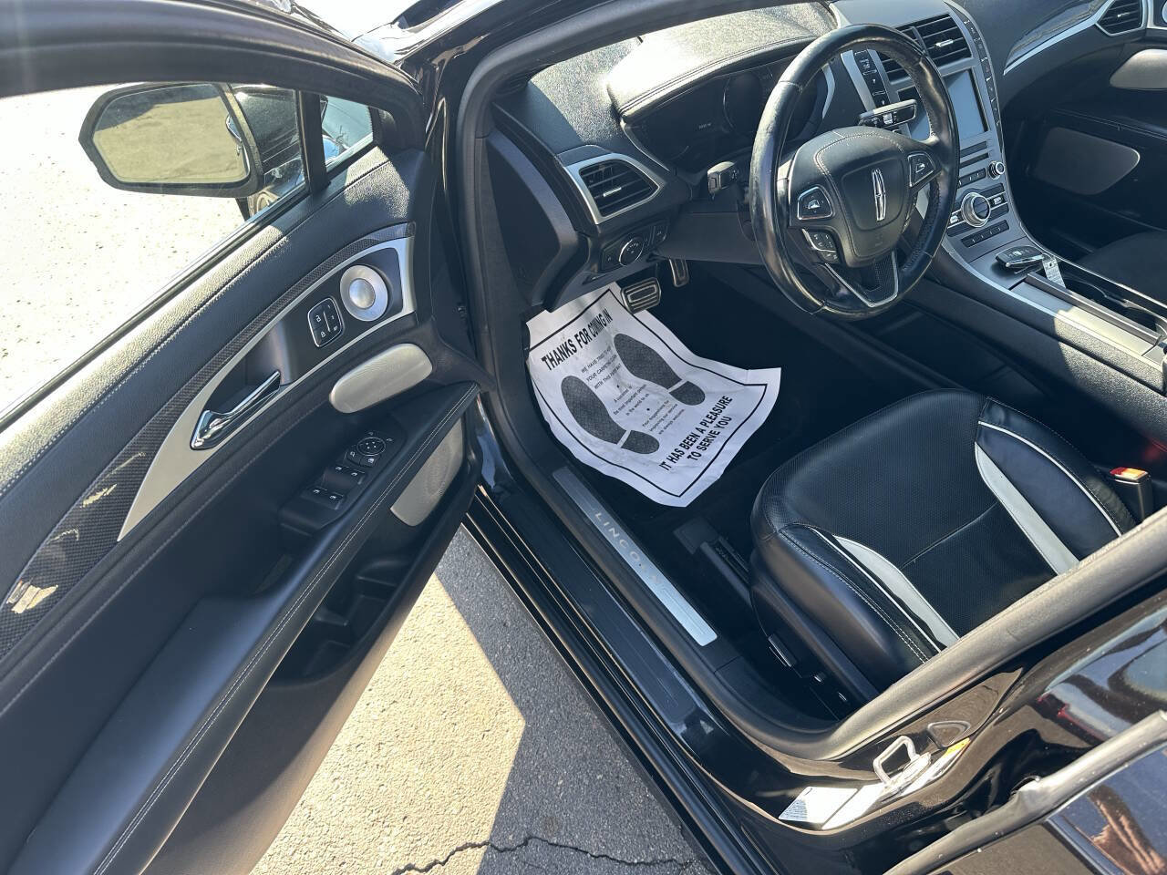 Used 2017 Lincoln MKZ Reserve w/ Luxury Package image 8