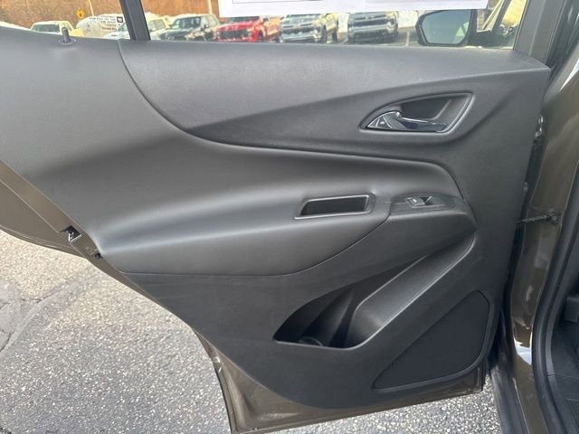 Used 2023 Chevrolet Equinox LT image 18