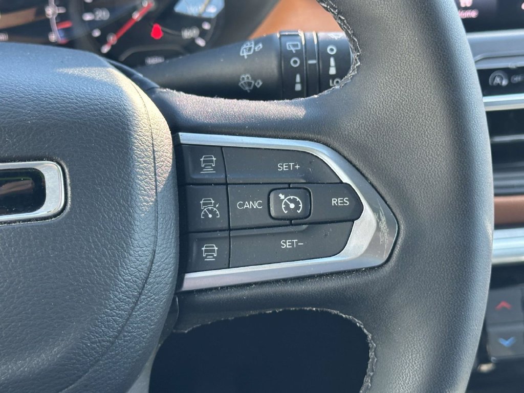 Used 2024 Jeep Compass Limited AWD/4WD image 23
