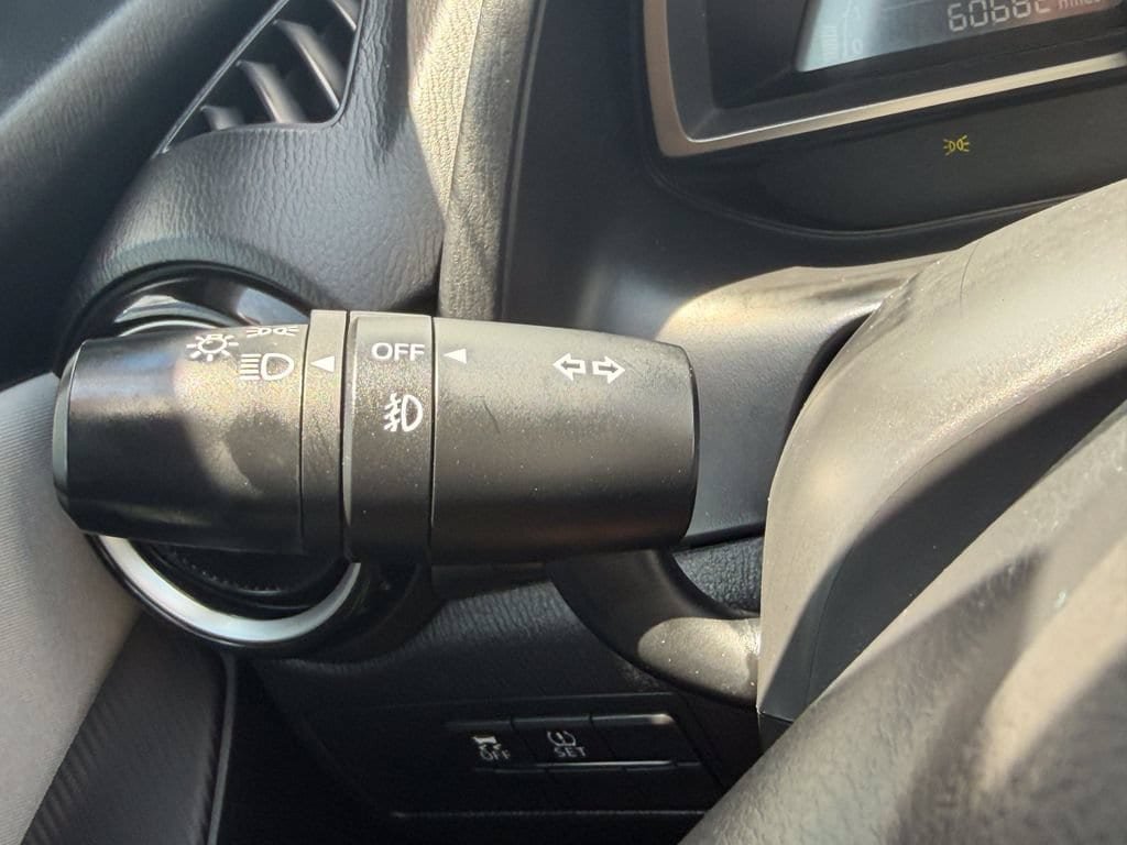 Used 2020 Toyota Yaris LE FWD image 30