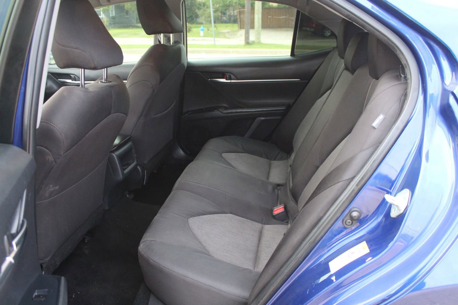 Used 2018 Toyota Camry LE FWD image 21