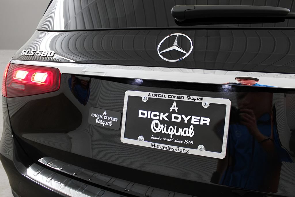 Used 2026 Mercedes-Benz GLS 580 4MATIC image 48