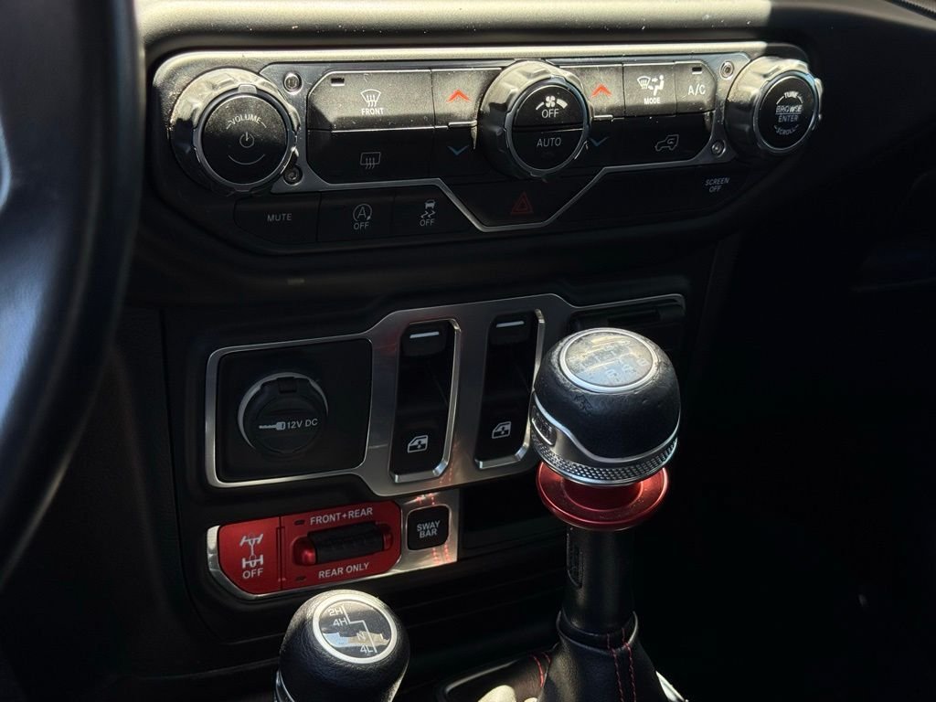 Used 2020 Jeep Wrangler Rubicon AWD/4WD image 29