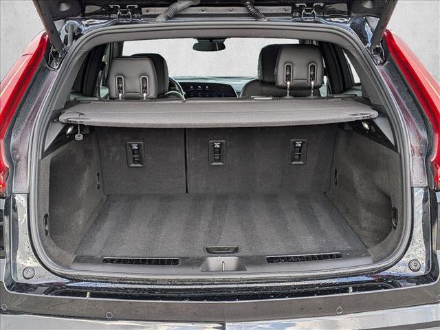 Used 2025 Cadillac XT4 Premium Luxury FWD image 6