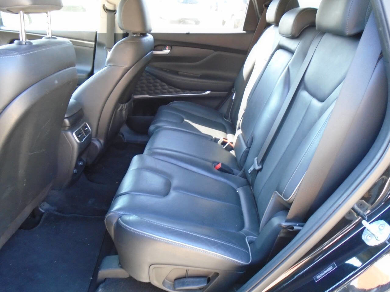 Used 2022 Hyundai Santa Fe SEL w/ Convenience + Premium Package FWD image 8