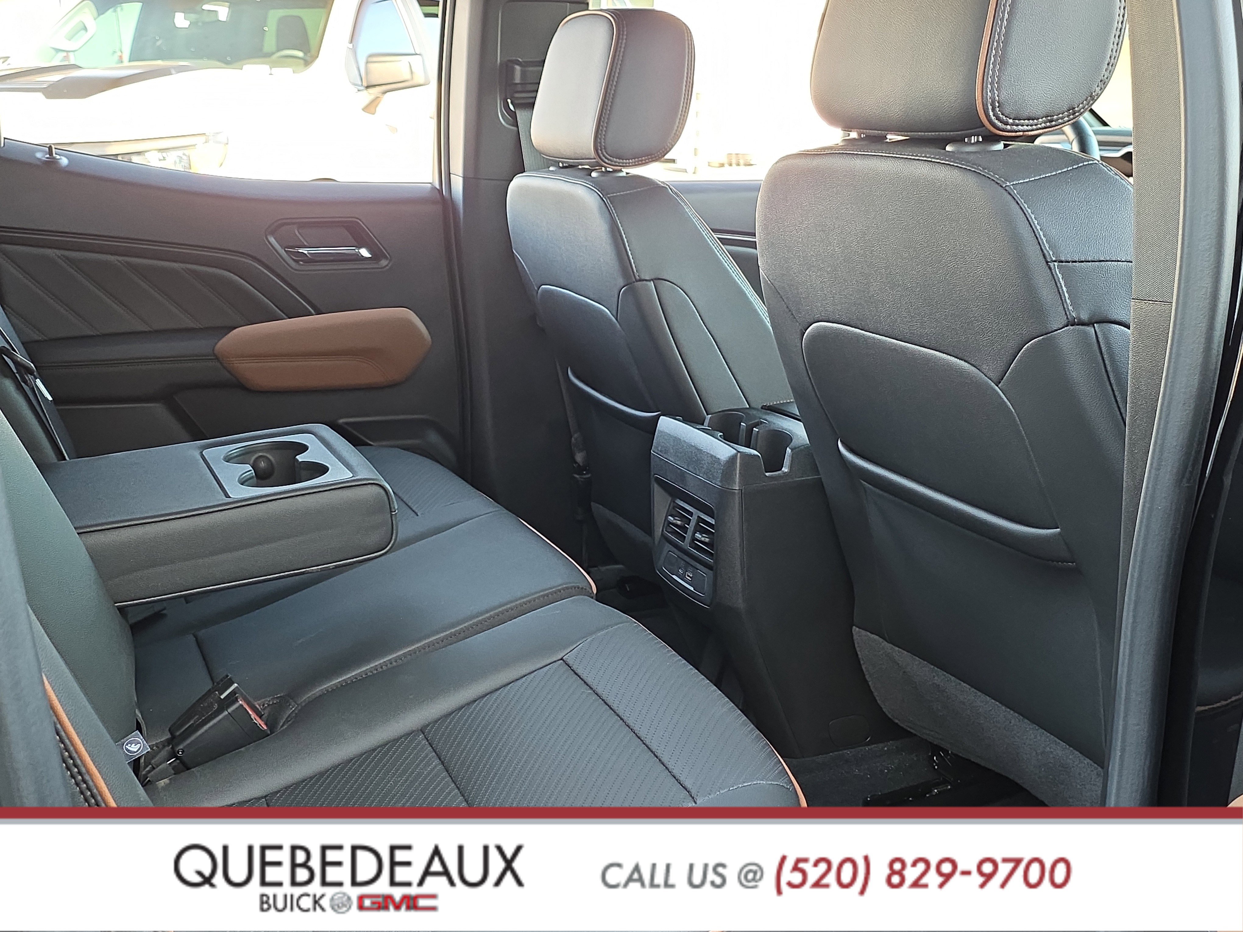 Used 2025 GMC Canyon AT4 w/ AT4 Premium Package image 29