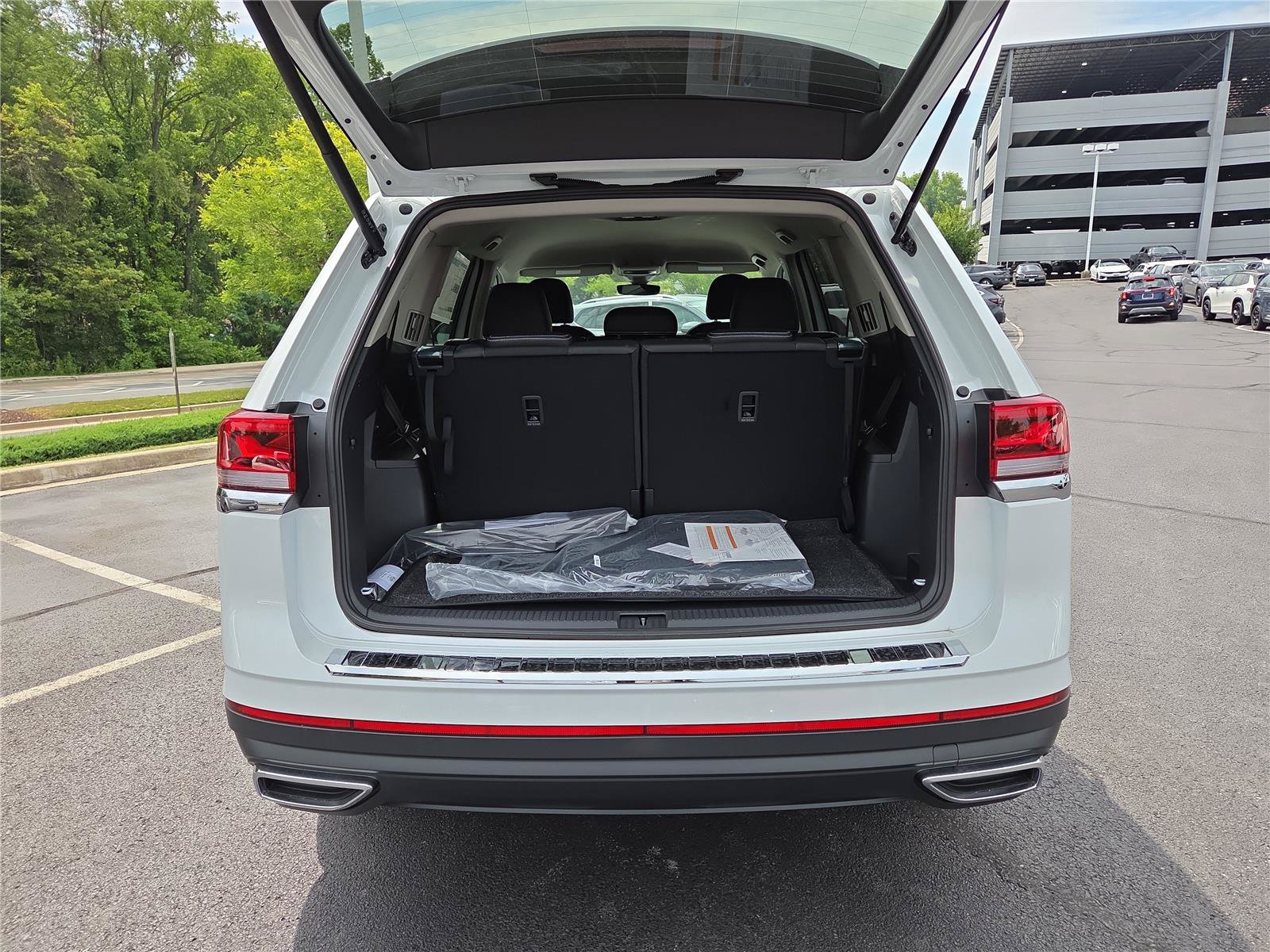 New 2026 Volkswagen Atlas SE AWD/4WD image 5