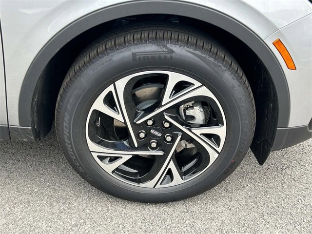 New 2025 Lincoln Nautilus Premier w/ Equipment Group 102A image 9