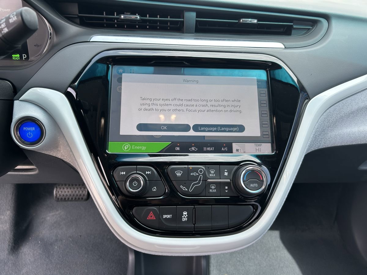 Used 2020 Chevrolet Bolt LT FWD image 9
