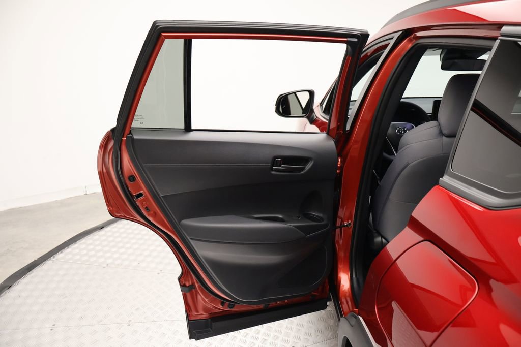 Used 2026 Toyota Corolla Cross AWD Hybrid image 21