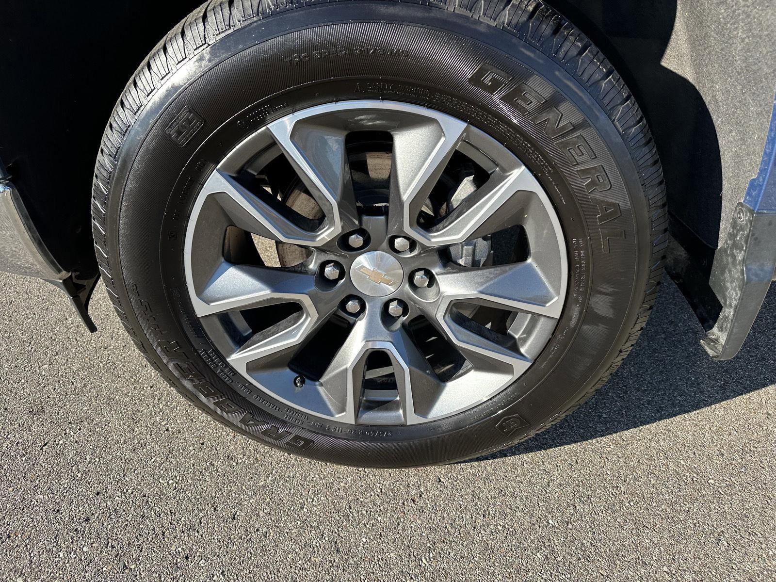 Used 2024 Chevrolet Silverado 1500 LT image 13