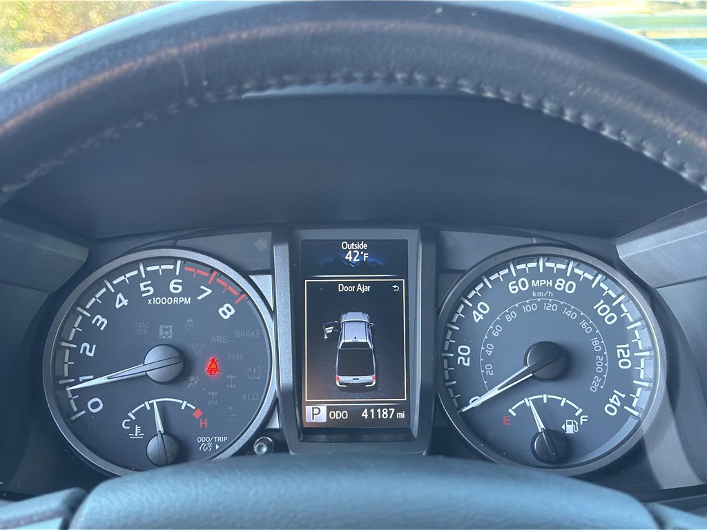 Used 2021 Toyota Tacoma TRD Sport image 23