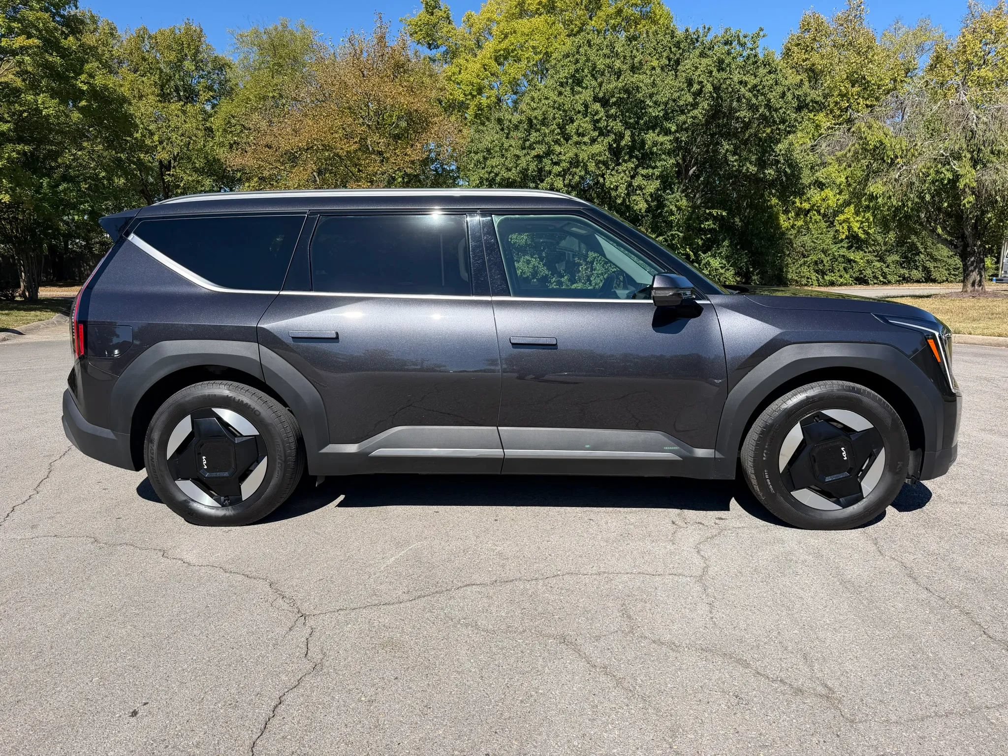 Used 2024 Kia EV9 Wind AWD/4WD image 6